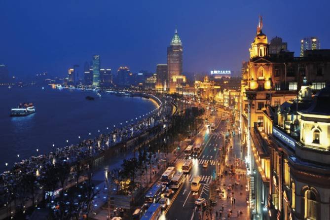 Huangpu-River-Cruise-1-17.jpg